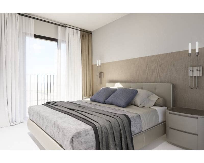 Ático de 3 habitaciones en Torrevieja en venta con piscina - 410.000 € (Ref: 9175316)