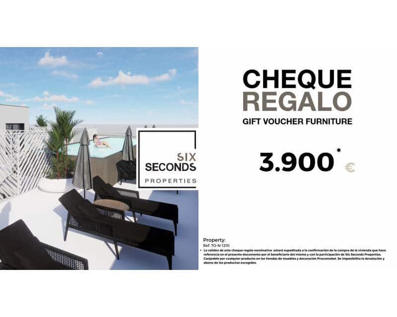 Ático de 3 habitaciones en Torrevieja en venta con piscina - 410.000 € (Ref: 9175316)