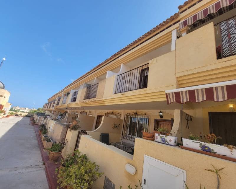 3 bedroom Terraced Villa for sale in Playa Flamenca with pool garage - € 189,260 (Ref: 9175747)