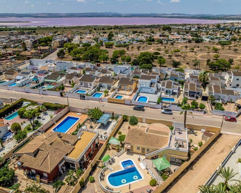 3 camera da letto Villa in vendita in La Siesta con piscina garage - 535.000 € (Rif: 9180359)