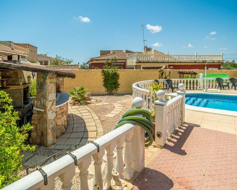 3 camera da letto Villa in vendita in La Siesta con piscina garage - 535.000 € (Rif: 9180359)