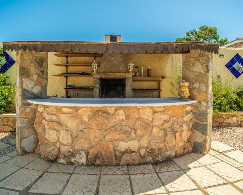 3 camera da letto Villa in vendita in La Siesta con piscina garage - 535.000 € (Rif: 9180359)