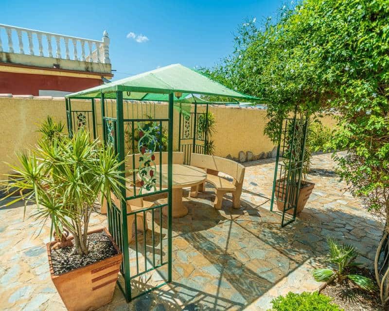 3 camera da letto Villa in vendita in La Siesta con piscina garage - 535.000 € (Rif: 9180359)