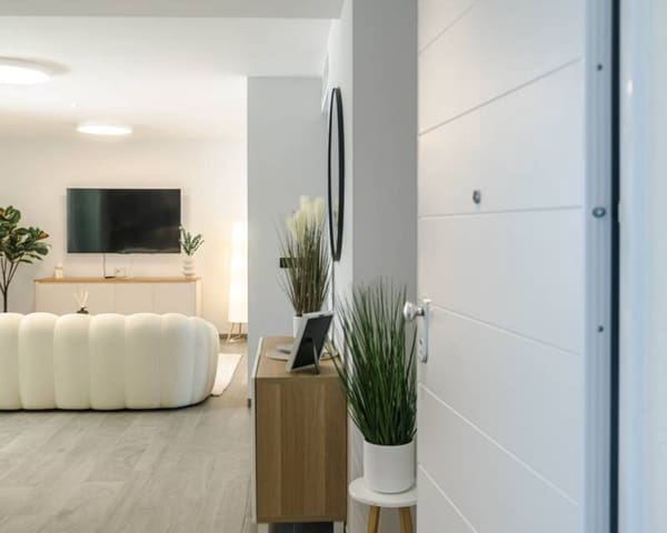 Casa de 3 habitaciones en Algorfa en venta con piscina garaje - 375.000 € (Ref: 9181489)