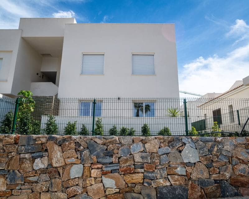 3 quarto Casa em Banda para venda em Algorfa com piscina garagem - 375 000 € (Ref: 9181489)