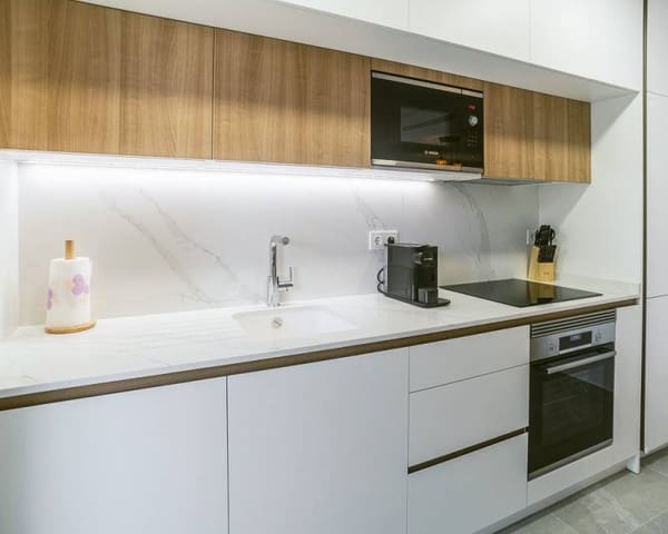 2 camera da letto Appartamento sulla Spiaggia in vendita in Las Piscinas Naturales, Torrevieja con piscina garage - 279.000 € (Rif: 9181491)