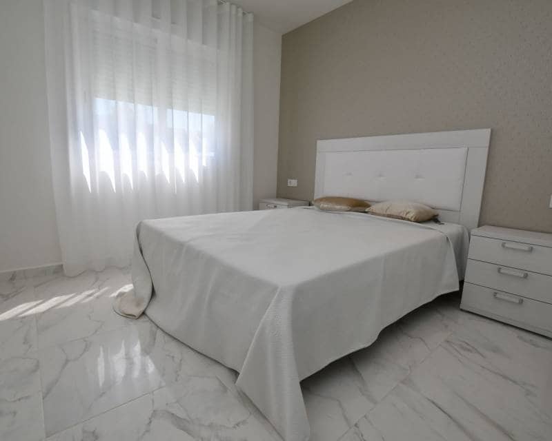 3 sypialnia Dom na sprzedaż w San Miguel de Salinas z basenem garażem - 251 600 € (Ref: 9184450)