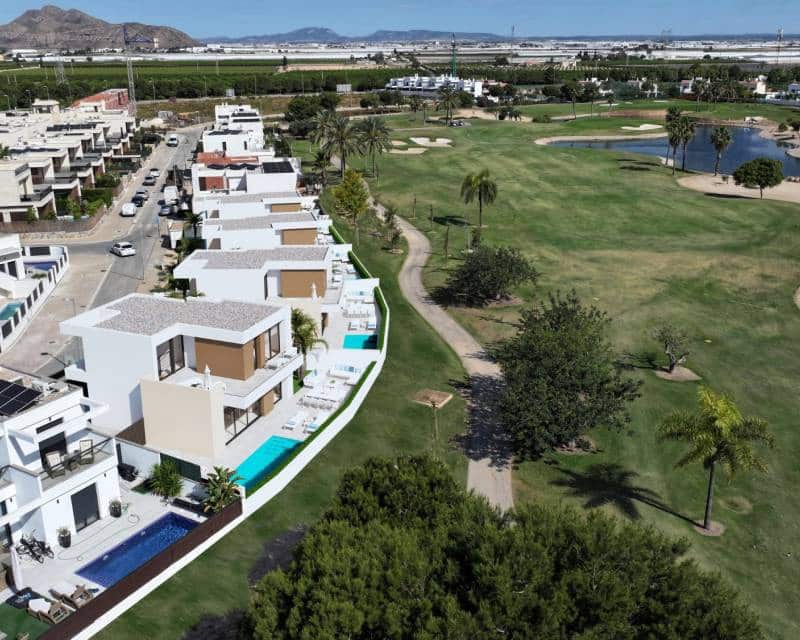 3 chambre Villa/Maison Semi-Mitoyenne à vendre à Roda avec piscine garage - 799 000 € (Ref: 9186041)