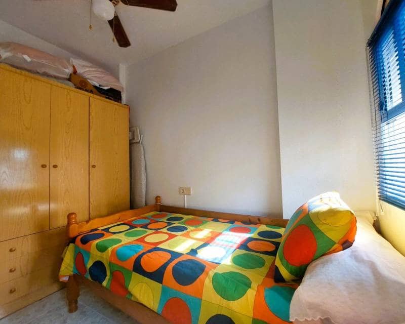 2 soveværelse Byhus til salg i Playa Flamenca med swimmingpool - € 147.000 (Ref: 9187479)