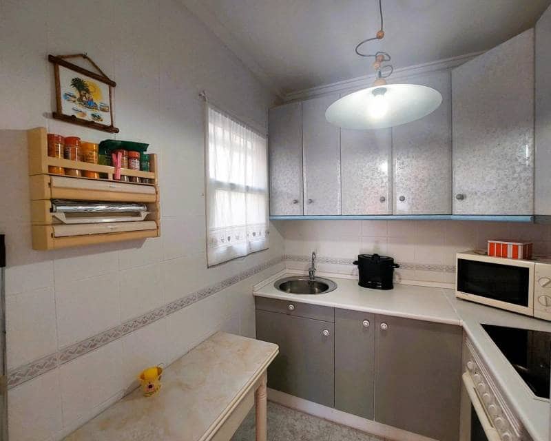 2 soveværelse Byhus til salg i Playa Flamenca med swimmingpool - € 147.000 (Ref: 9187479)