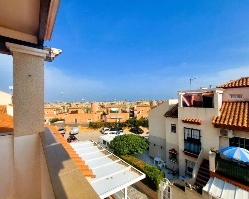 2 soveværelse Byhus til salg i Playa Flamenca med swimmingpool - € 147.000 (Ref: 9187479)