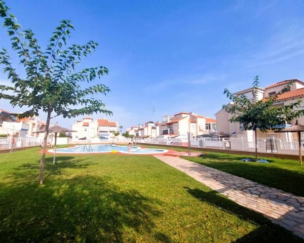 2 slaapkamer Huis te koop in Playa Flamenca, Orihuela met zwembad - € 147.000 (Ref: 9187479)