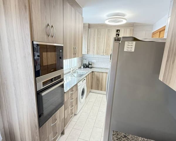 2 soveværelse Semi-Rækkehus til salg i La Zenia, Orihuela med swimmingpool garage - € 349.900 (Ref: 9191910)