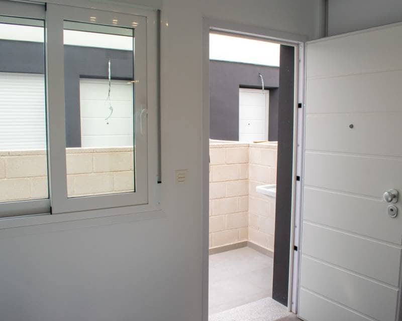 2 soveværelse Rækkehus til salg i Gran Alacant med swimmingpool - € 320.000 (Ref: 9193234)