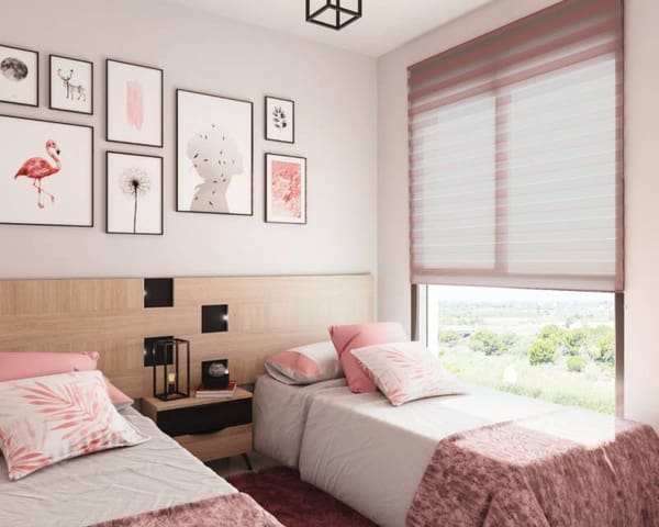 3 chambre Appartement à vendre à Zona Pueblo, Guardamar del Segura avec piscine - 315 000 € (Ref: 9194284)