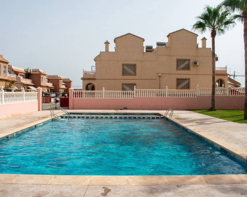 3 chambre Villa/Maison Mitoyenne à vendre à Gran Alacant avec piscine - 240 000 € (Ref: 9199841)