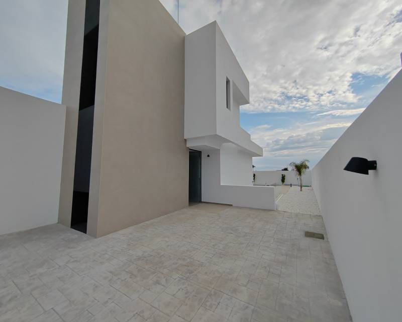 3 soveværelse Semi-Rækkehus til salg i San Juan de Alicante / Sant Joan d'Alacant med swimmingpool garage - € 950.000 (Ref: 9199961)