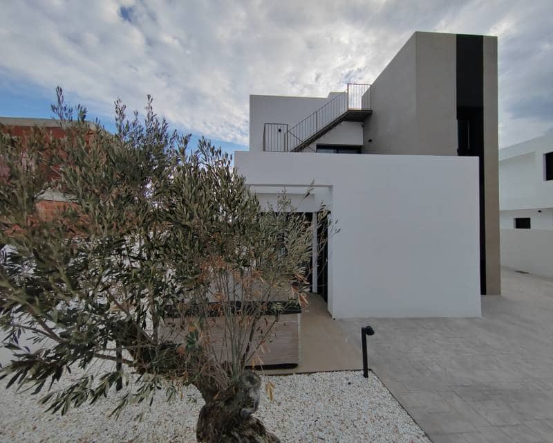 3 soveværelse Semi-Rækkehus til salg i San Juan de Alicante / Sant Joan d'Alacant med swimmingpool garage - € 950.000 (Ref: 9199961)