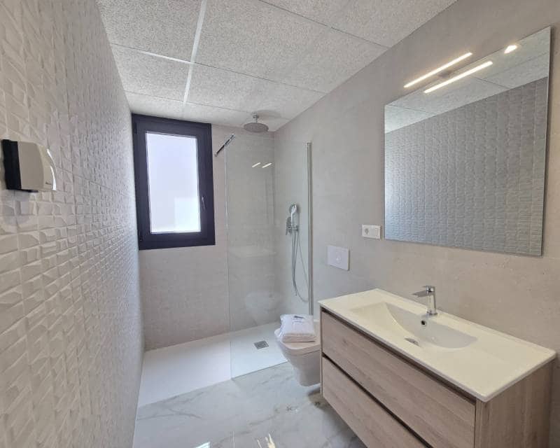 2 soveværelse Penthouse til salg i Los Altos med swimmingpool garage - € 350.000 (Ref: 9207600)