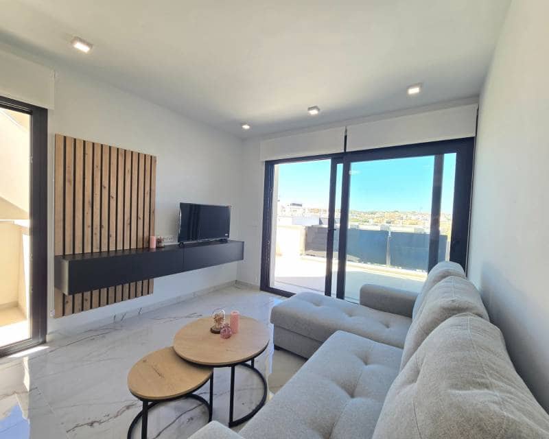 2 soveværelse Penthouse til salg i Los Altos med swimmingpool garage - € 350.000 (Ref: 9207600)