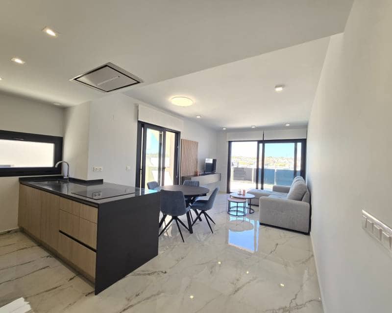 2 soveværelse Penthouse til salg i Los Altos med swimmingpool garage - € 350.000 (Ref: 9207600)