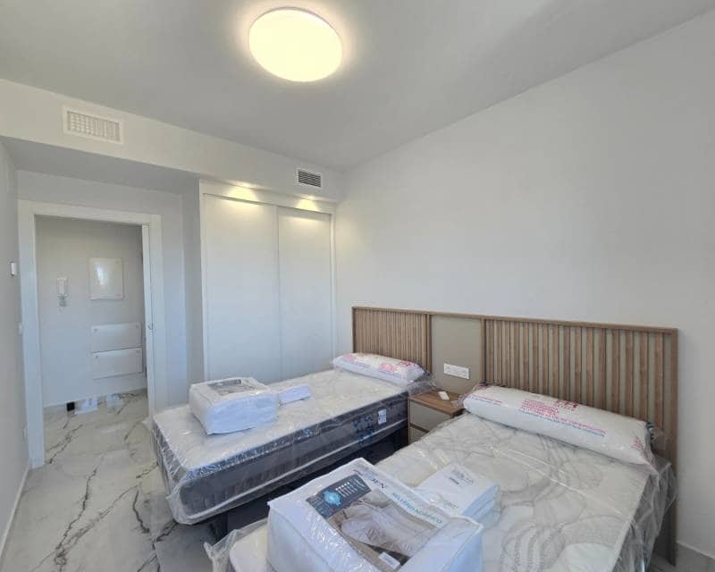 2 soveværelse Penthouse til salg i Los Altos med swimmingpool garage - € 350.000 (Ref: 9207600)