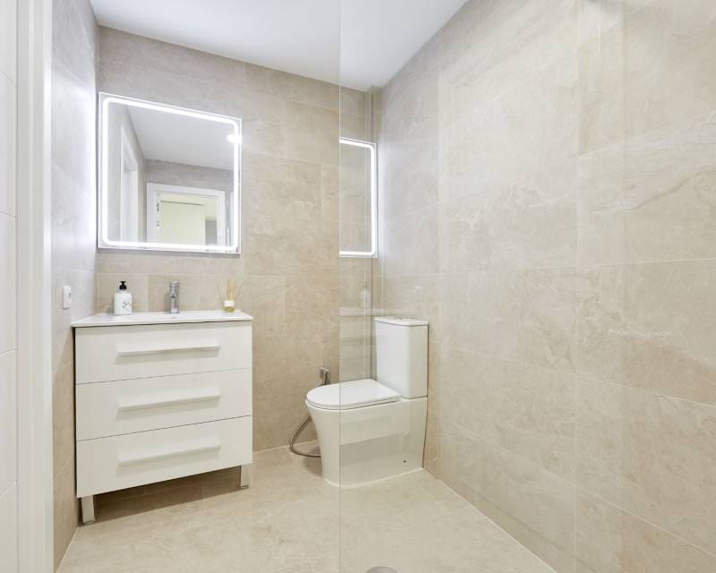 4 soveværelse Lejlighed til salg i La Villajoyosa / Vila Joiosa med swimmingpool garage - € 375.000 (Ref: 9220500)