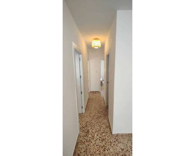 3 makuuhuone Huoneisto myytävänä paikassa Lo Pagan - 149 950 € (Ref: 9231859)