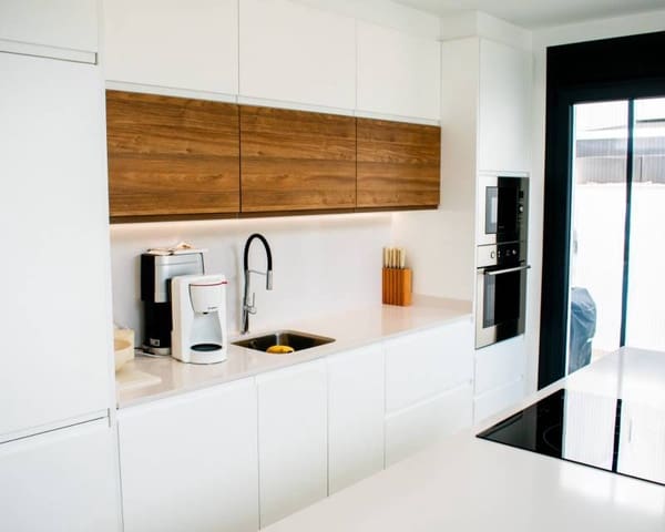 3 quarto Moradia Geminada para venda em Formentera del Segura com piscina - 339 000 € (Ref: 9235168)