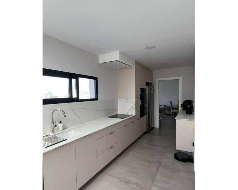 3 soveværelse Penthouse til salg i La Villajoyosa / Vila Joiosa med swimmingpool garage - € 490.000 (Ref: 9237967)