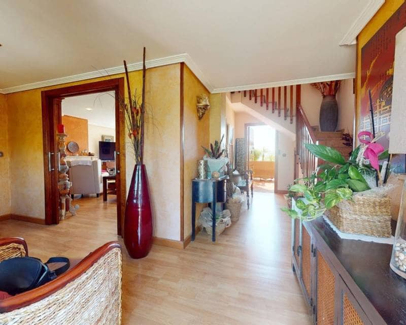 5 soveværelse Villa til salg i Calabardina med swimmingpool garage - € 880.000 (Ref: 9237968)