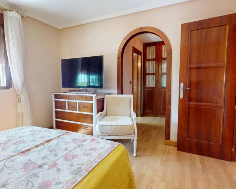 5 soveværelse Villa til salg i Calabardina med swimmingpool garage - € 880.000 (Ref: 9237968)