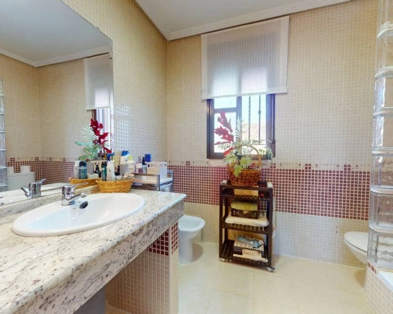 5 soveværelse Villa til salg i Calabardina med swimmingpool garage - € 880.000 (Ref: 9237968)