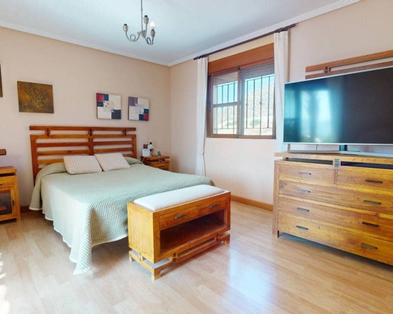 5 soveværelse Villa til salg i Calabardina med swimmingpool garage - € 880.000 (Ref: 9237968)