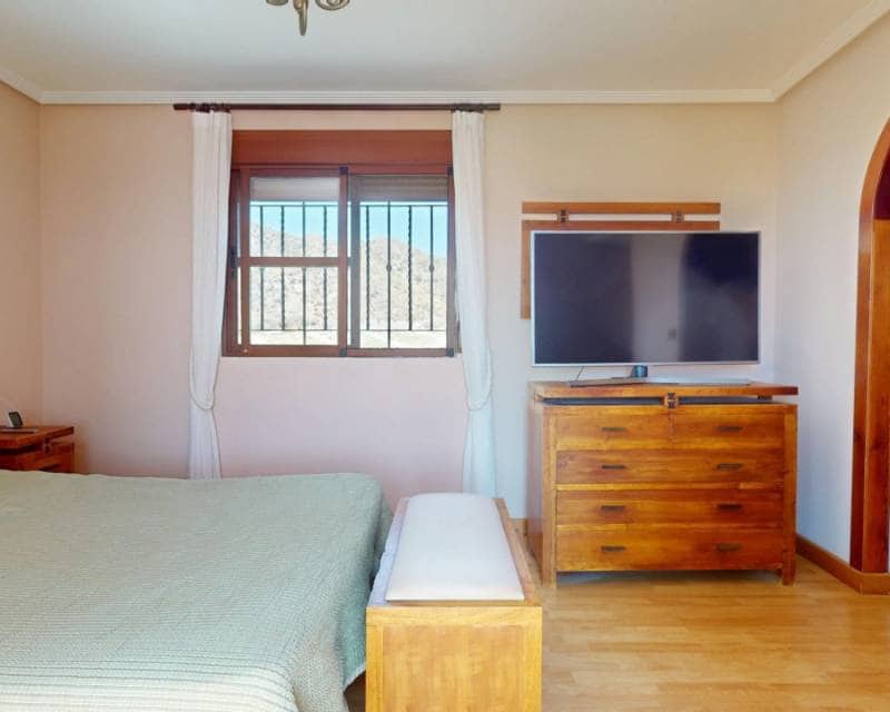 5 soveværelse Villa til salg i Calabardina med swimmingpool garage - € 880.000 (Ref: 9237968)