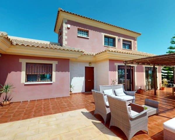 Chalet de 5 habitaciones en Calabardina, Aguilas en venta con piscina garaje - 880.000 € (Ref: 9237968)