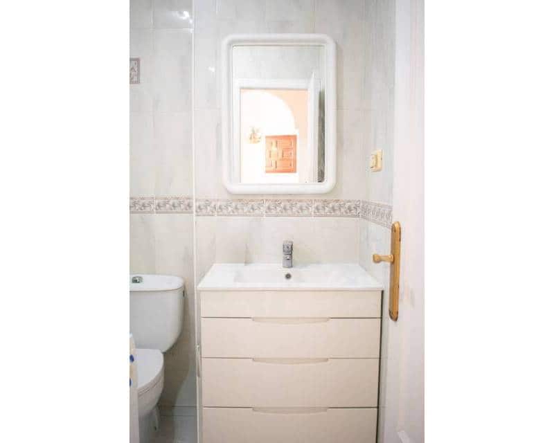 1 soveværelse Penthouse til salg i Torrevieja med swimmingpool garage - € 117.000 (Ref: 9237969)