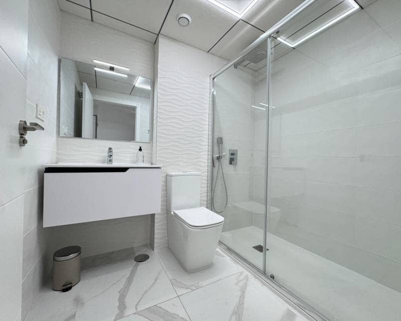 2 soveværelse Penthouse til salg i Torrevieja med swimmingpool - € 390.000 (Ref: 9240922)