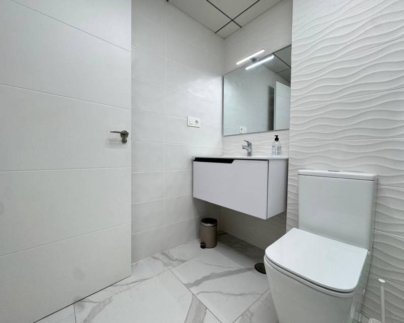 2 soveværelse Penthouse til salg i Torrevieja med swimmingpool - € 390.000 (Ref: 9240922)