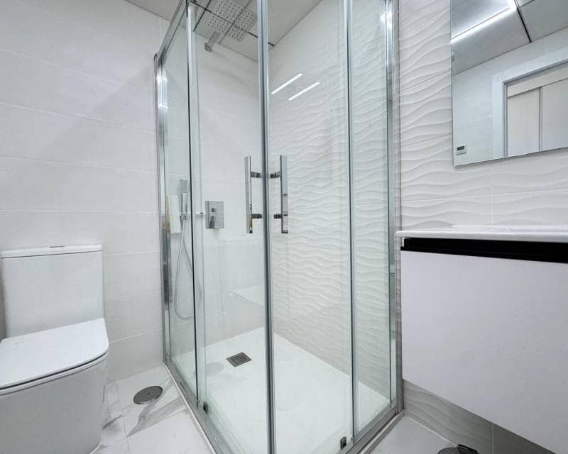 2 soveværelse Penthouse til salg i Torrevieja med swimmingpool - € 390.000 (Ref: 9240922)