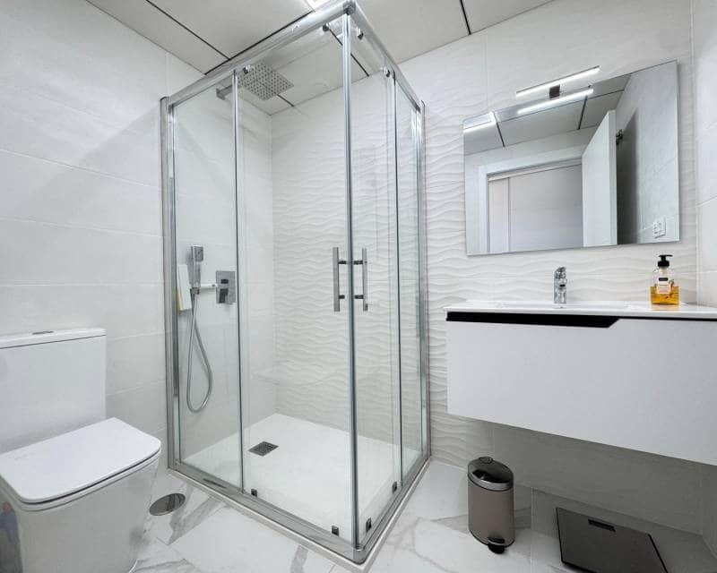 2 soveværelse Penthouse til salg i Torrevieja med swimmingpool - € 390.000 (Ref: 9240922)