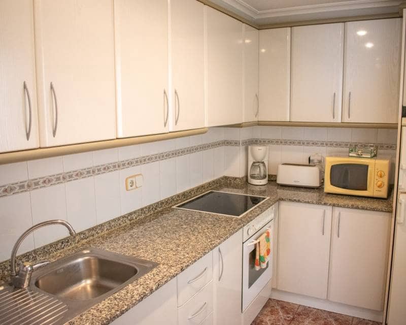 2 slaapkamer Strandappartement te koop in Guardamar del Segura - € 175.000 (Ref: 9250645)