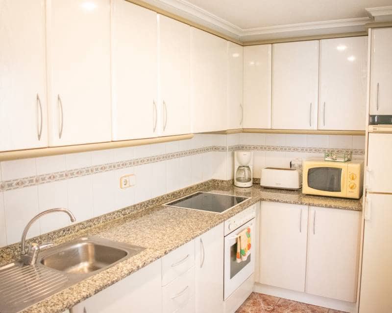 2 slaapkamer Strandappartement te koop in Guardamar del Segura - € 175.000 (Ref: 9250645)