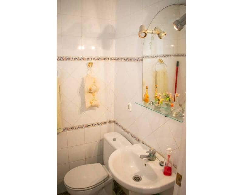 2 slaapkamer Strandappartement te koop in Guardamar del Segura - € 175.000 (Ref: 9250645)