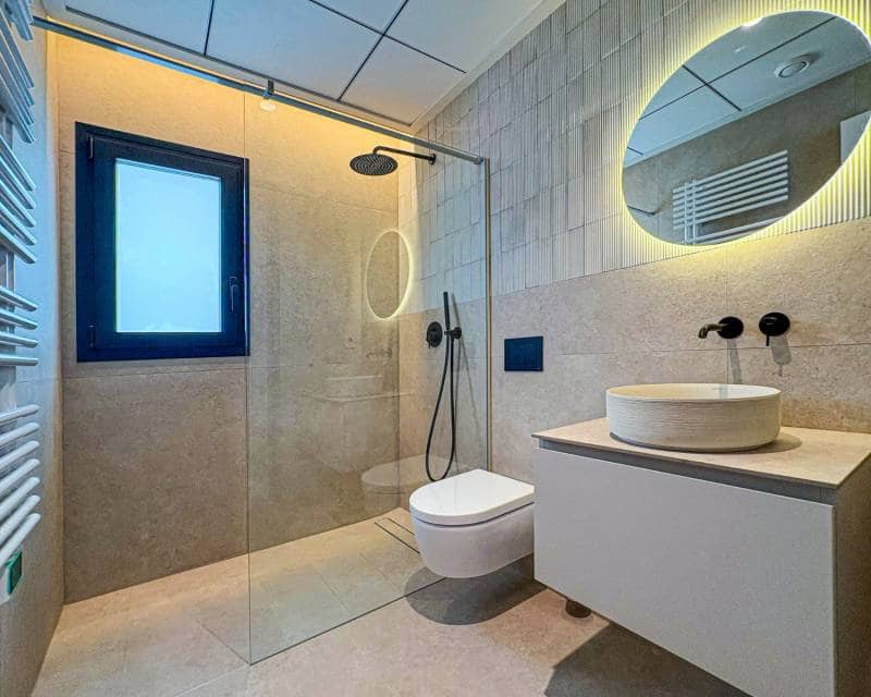 4 soveværelse Semi-Rækkehus til salg i Ciudad Quesada med swimmingpool garage - € 760.000 (Ref: 9255904)