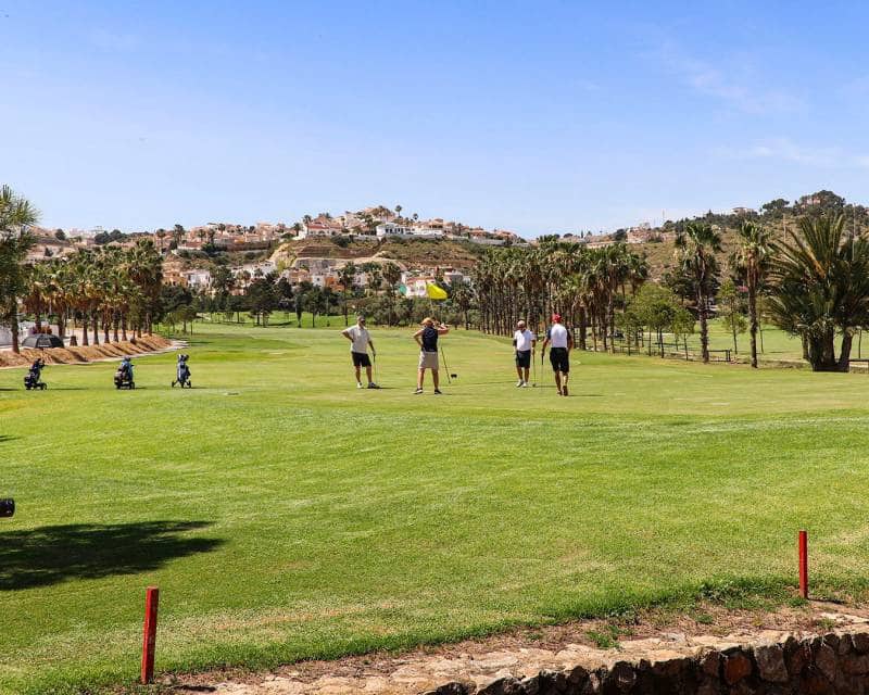 4 soveværelse Semi-Rækkehus til salg i Ciudad Quesada med swimmingpool garage - € 699.750 (Ref: 9255905)