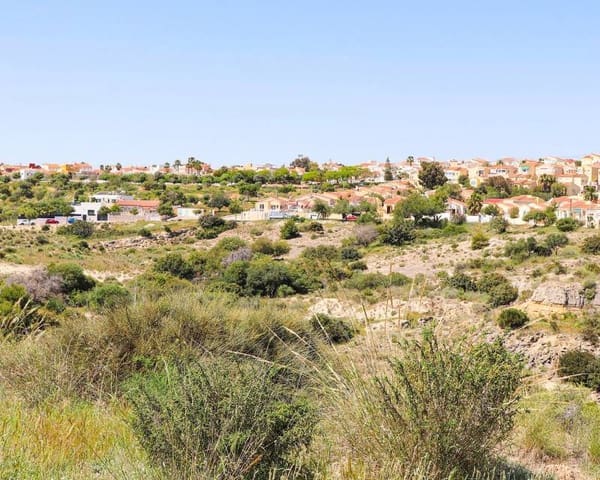 4 makuuhuone Huvila myytävänä paikassa San Fulgencio mukana uima-altaan 
autotalli - 1 187 000 € (Ref: 9258193)