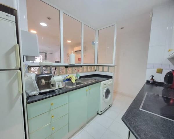 Apartamento de 2 habitaciones en Las Piscinas Naturales, Torrevieja en venta - 139.900 € (Ref: 9278795)