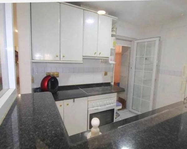 Apartamento de 2 habitaciones en Las Piscinas Naturales, Torrevieja en venta - 139.900 € (Ref: 9278795)