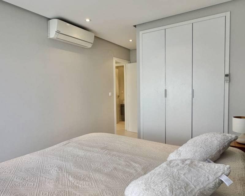 2 bedroom Apartment for sale in Villamartin with pool - € 260,000 (Ref: 9283072)